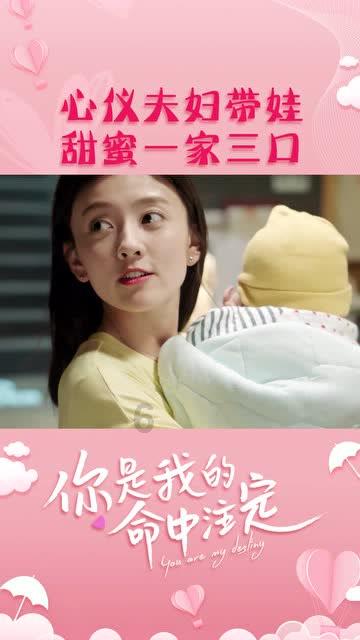 去了哈尔滨才发现：满大街都是“羽绒服+不露腿”，时髦又保暖